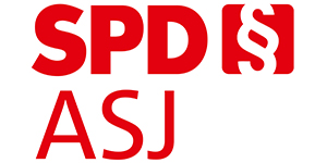 Das Logo der Arbeitsgemeinschaft sozialdemokratischer Juristinnen und Juristen rot auf weiß.